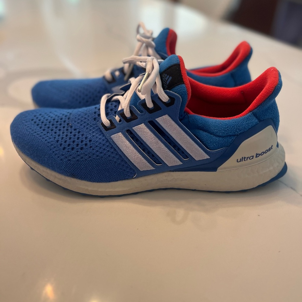 Adidas Men’s Ultraboost Blue Sneakers